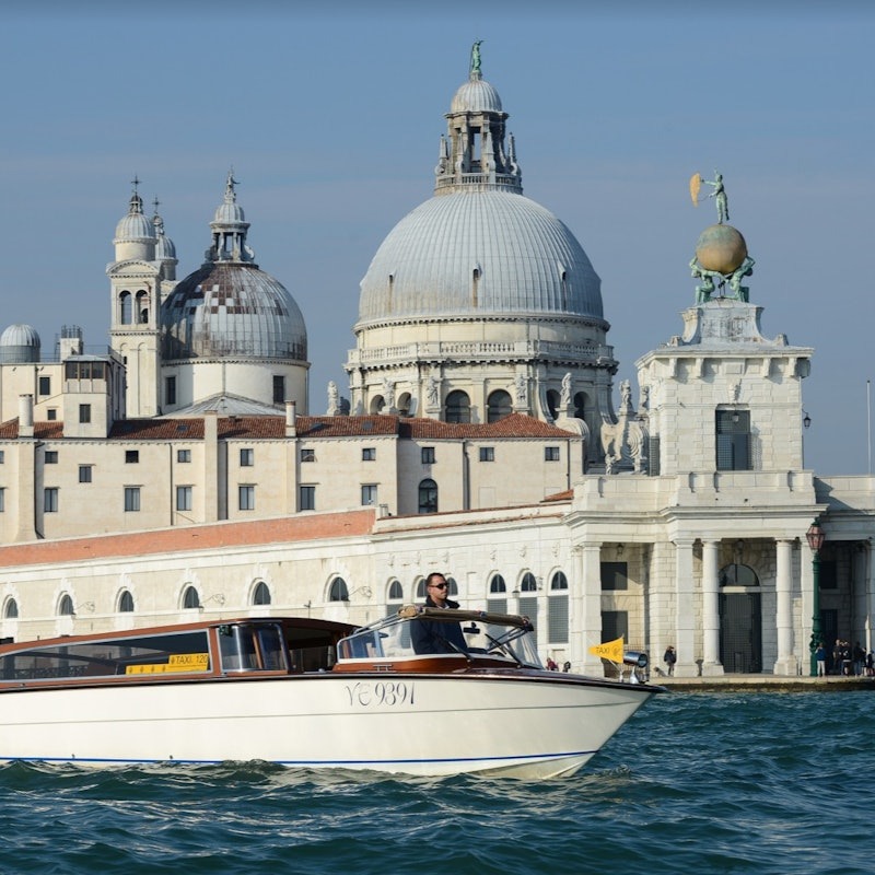 Taxi-bateau à Venise
